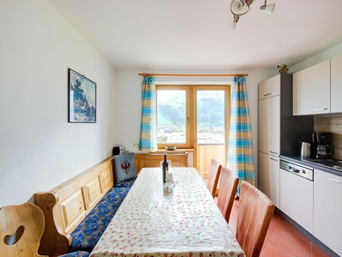 Scenic Apartment In Tirol With Garden Kaltenbach Bagian luar foto