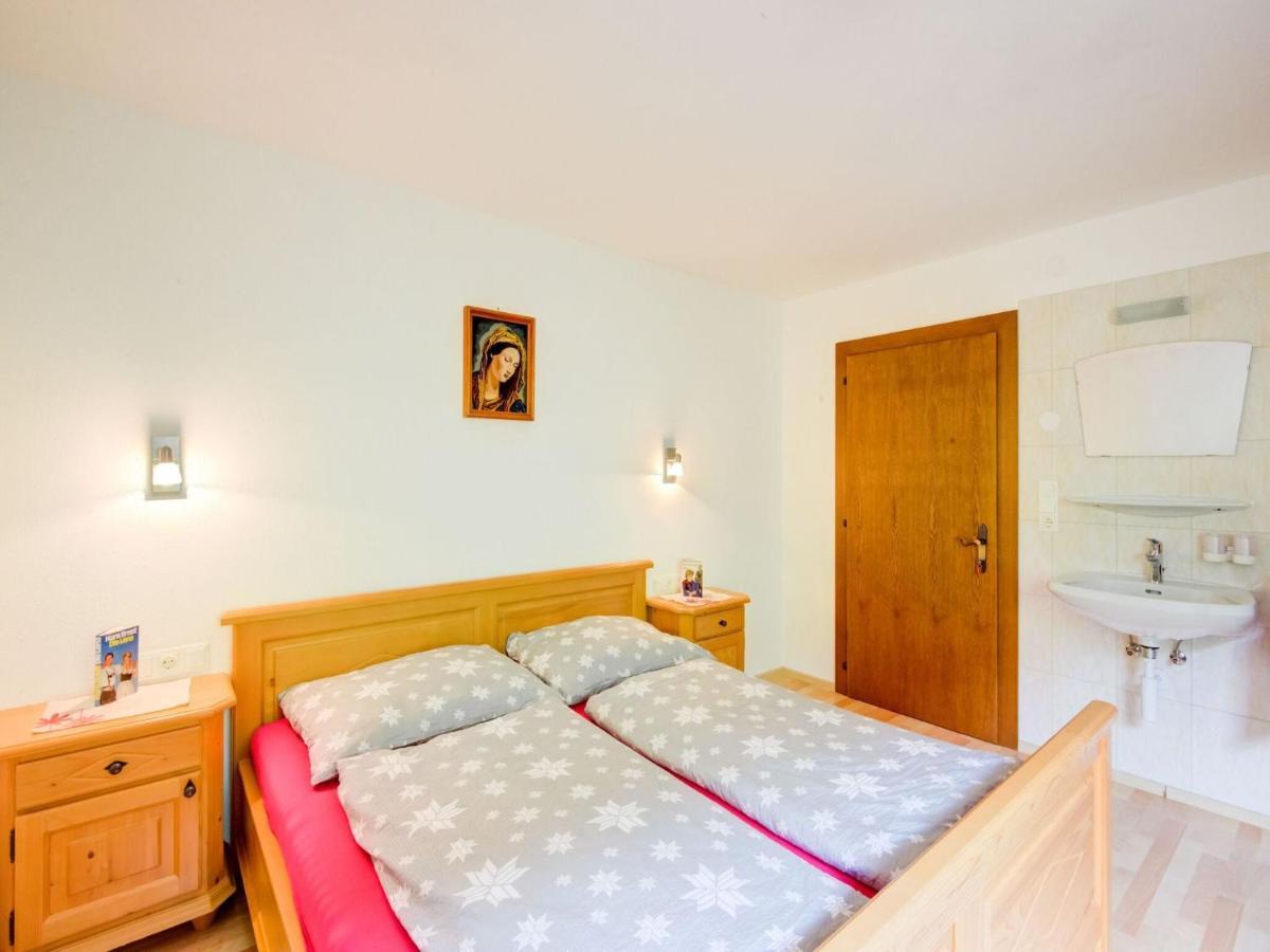 Scenic Apartment In Tirol With Garden Kaltenbach Bagian luar foto